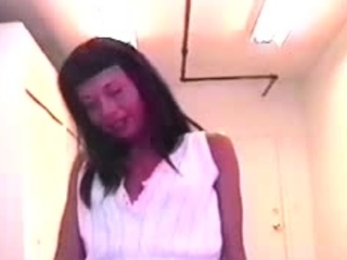 Close up view of a dude jerking off